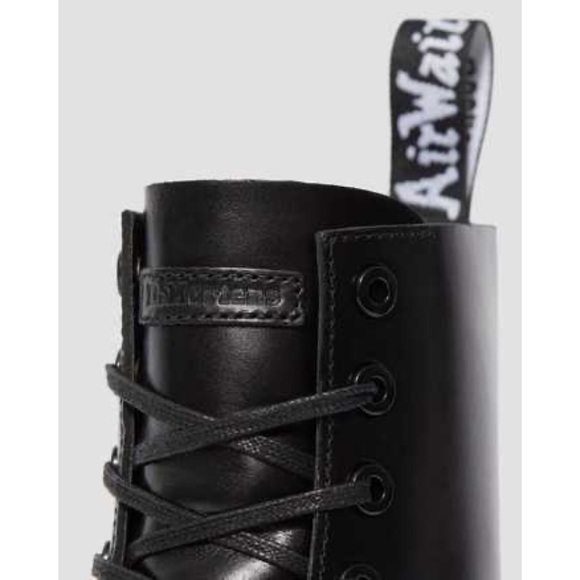 zaniel brando dr martens